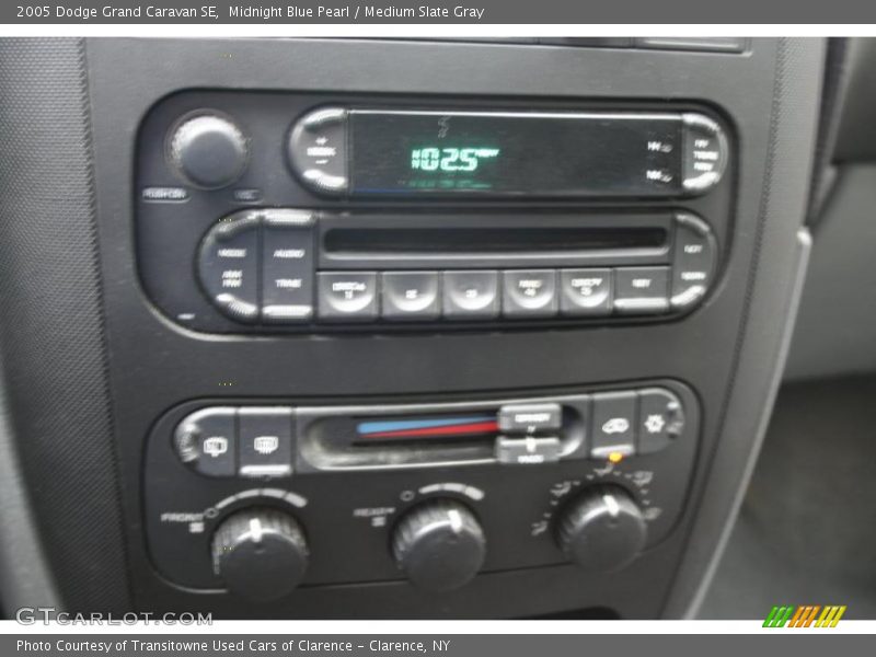 Midnight Blue Pearl / Medium Slate Gray 2005 Dodge Grand Caravan SE