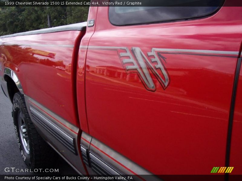 Victory Red / Graphite 1999 Chevrolet Silverado 1500 LS Extended Cab 4x4