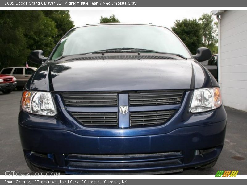 Midnight Blue Pearl / Medium Slate Gray 2005 Dodge Grand Caravan SE