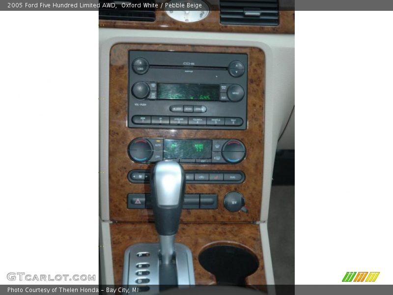 Oxford White / Pebble Beige 2005 Ford Five Hundred Limited AWD