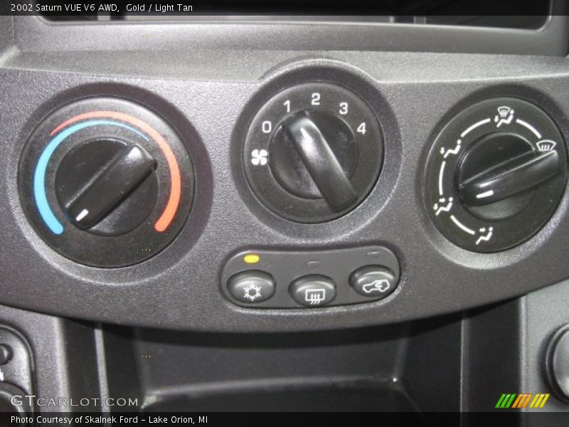 Gold / Light Tan 2002 Saturn VUE V6 AWD