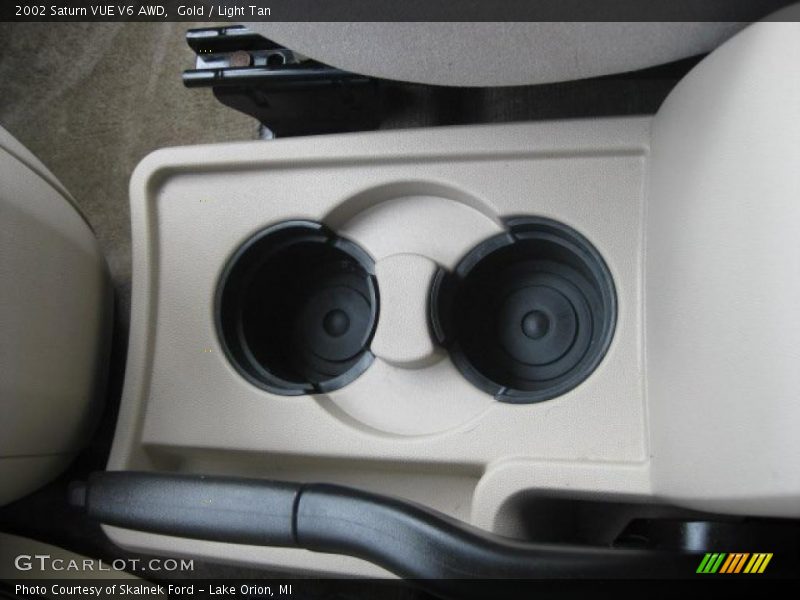 Gold / Light Tan 2002 Saturn VUE V6 AWD