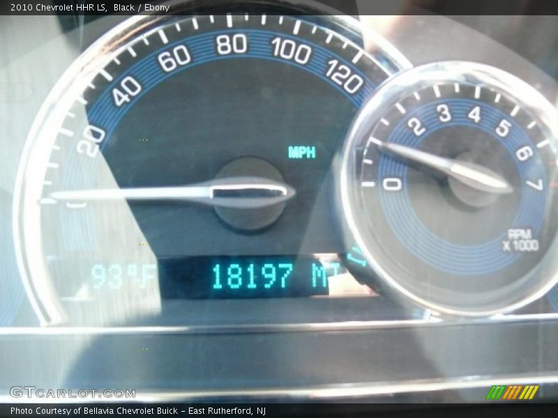 Black / Ebony 2010 Chevrolet HHR LS