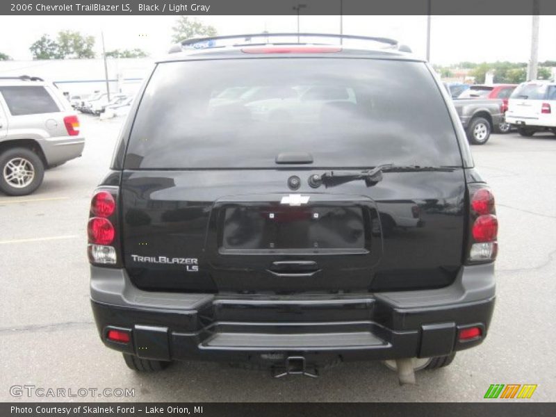 Black / Light Gray 2006 Chevrolet TrailBlazer LS