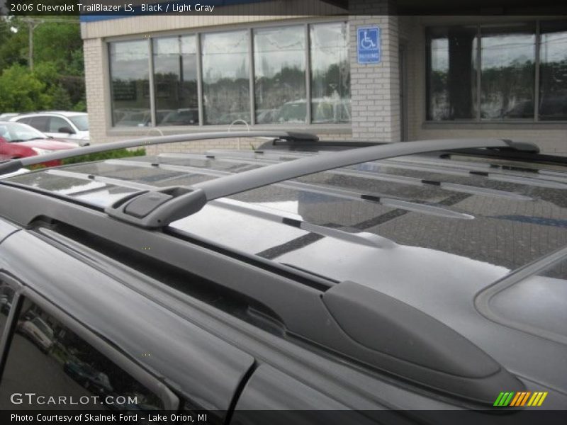 Black / Light Gray 2006 Chevrolet TrailBlazer LS