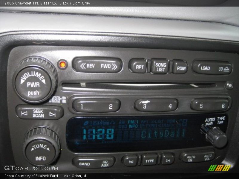Black / Light Gray 2006 Chevrolet TrailBlazer LS