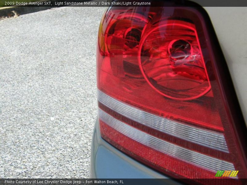 Light Sandstone Metallic / Dark Khaki/Light Graystone 2009 Dodge Avenger SXT