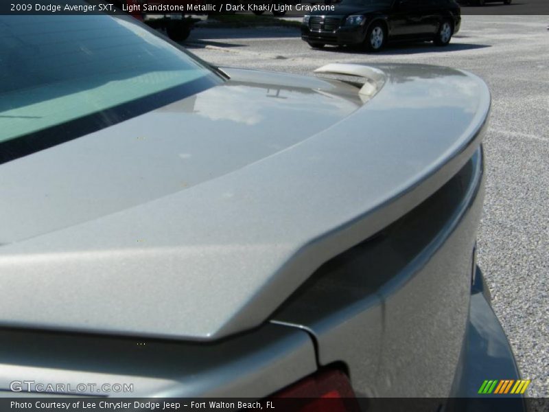 Light Sandstone Metallic / Dark Khaki/Light Graystone 2009 Dodge Avenger SXT