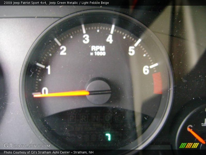 Jeep Green Metallic / Light Pebble Beige 2009 Jeep Patriot Sport 4x4