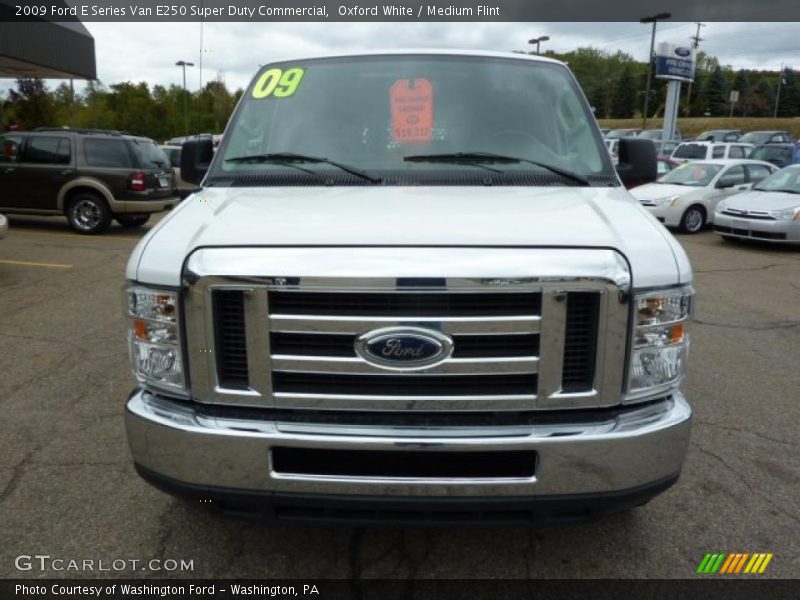 Oxford White / Medium Flint 2009 Ford E Series Van E250 Super Duty Commercial