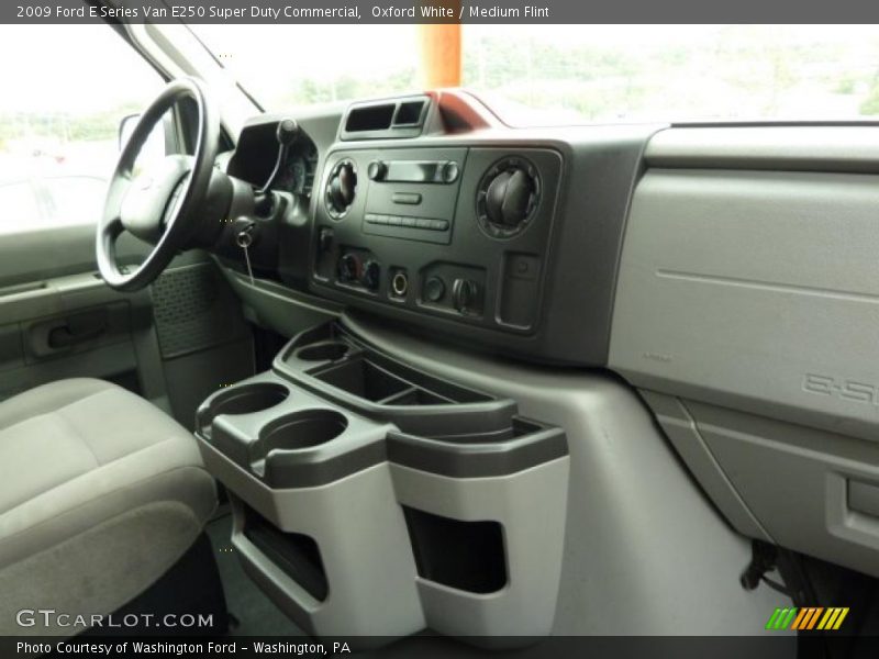 Oxford White / Medium Flint 2009 Ford E Series Van E250 Super Duty Commercial