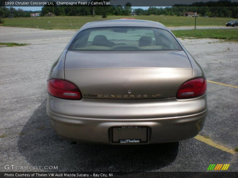 Champagne Pearl / Camel/Tan 1999 Chrysler Concorde LXi