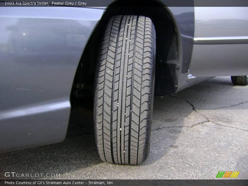 Pewter Grey / Grey 2003 Kia Spectra Sedan