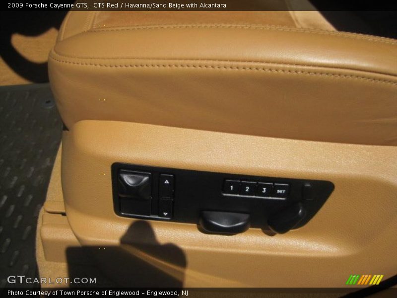 GTS Red / Havanna/Sand Beige with Alcantara 2009 Porsche Cayenne GTS