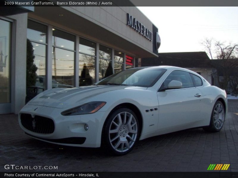 Bianco Eldorado (White) / Avorio 2009 Maserati GranTurismo