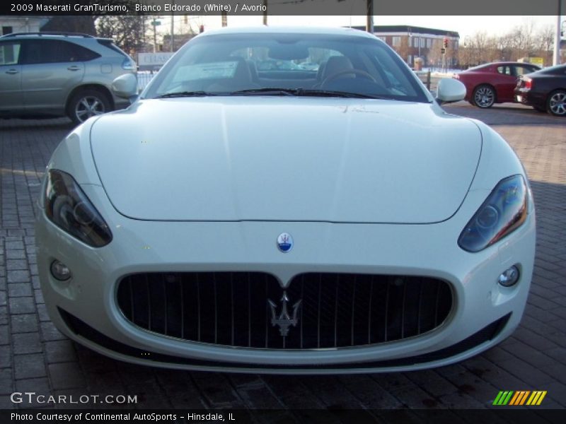Bianco Eldorado (White) / Avorio 2009 Maserati GranTurismo