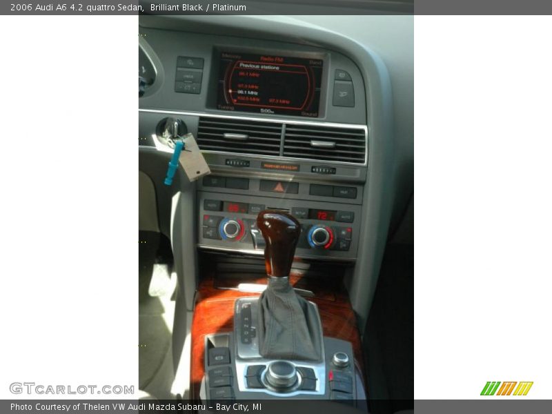 Brilliant Black / Platinum 2006 Audi A6 4.2 quattro Sedan