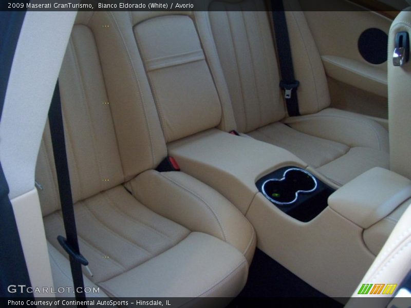 Bianco Eldorado (White) / Avorio 2009 Maserati GranTurismo