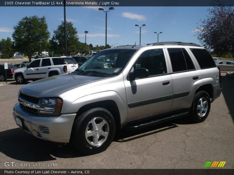 Silverstone Metallic / Light Gray 2005 Chevrolet TrailBlazer LS 4x4