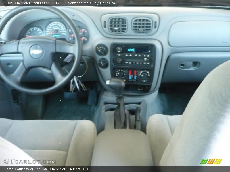 Silverstone Metallic / Light Gray 2005 Chevrolet TrailBlazer LS 4x4