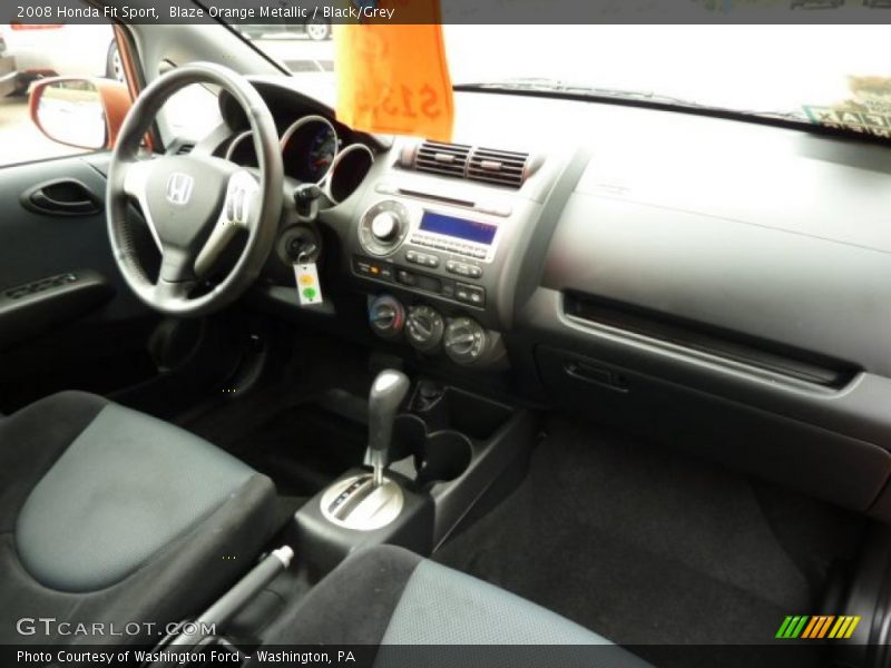 Blaze Orange Metallic / Black/Grey 2008 Honda Fit Sport