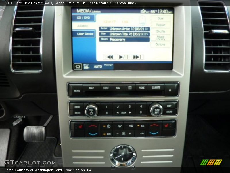 White Platinum Tri-Coat Metallic / Charcoal Black 2010 Ford Flex Limited AWD