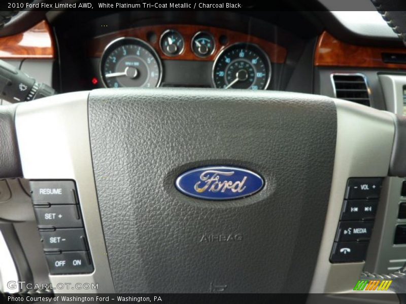 White Platinum Tri-Coat Metallic / Charcoal Black 2010 Ford Flex Limited AWD