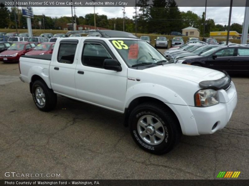 Avalanche White / Gray 2003 Nissan Frontier SC V6 Crew Cab 4x4