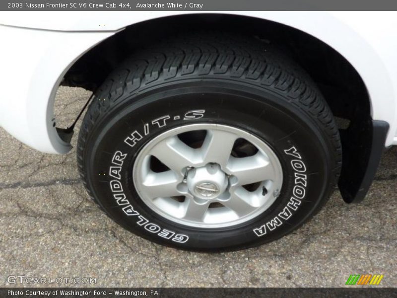 Avalanche White / Gray 2003 Nissan Frontier SC V6 Crew Cab 4x4