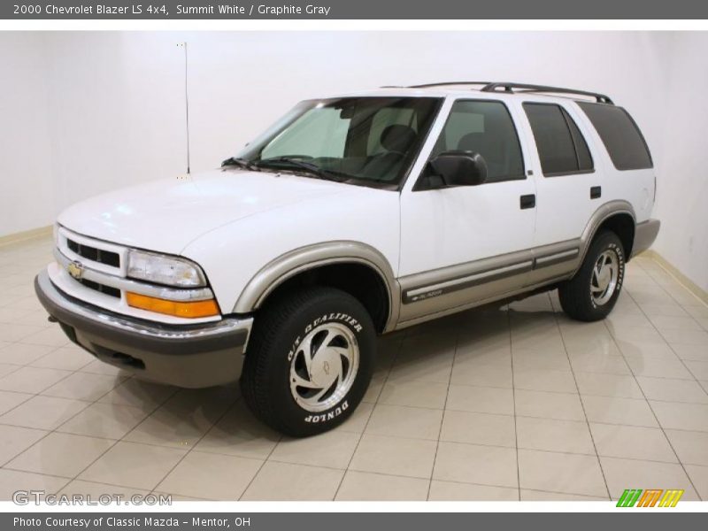Summit White / Graphite Gray 2000 Chevrolet Blazer LS 4x4