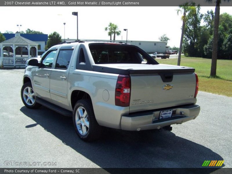 Gold Mist Metallic / Ebony/Light Cashmere 2007 Chevrolet Avalanche LTZ 4WD
