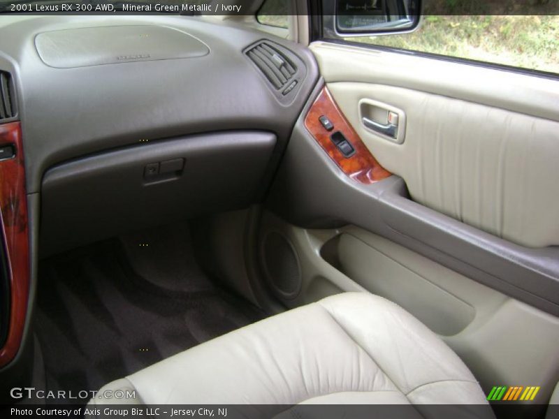 Mineral Green Metallic / Ivory 2001 Lexus RX 300 AWD