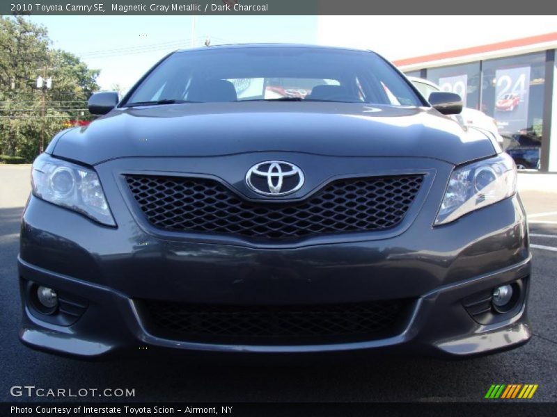 Magnetic Gray Metallic / Dark Charcoal 2010 Toyota Camry SE