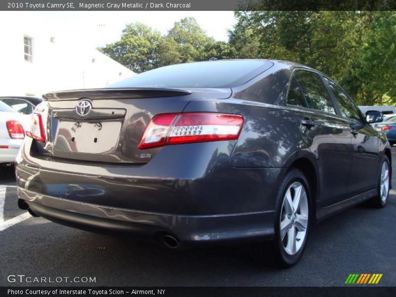Magnetic Gray Metallic / Dark Charcoal 2010 Toyota Camry SE