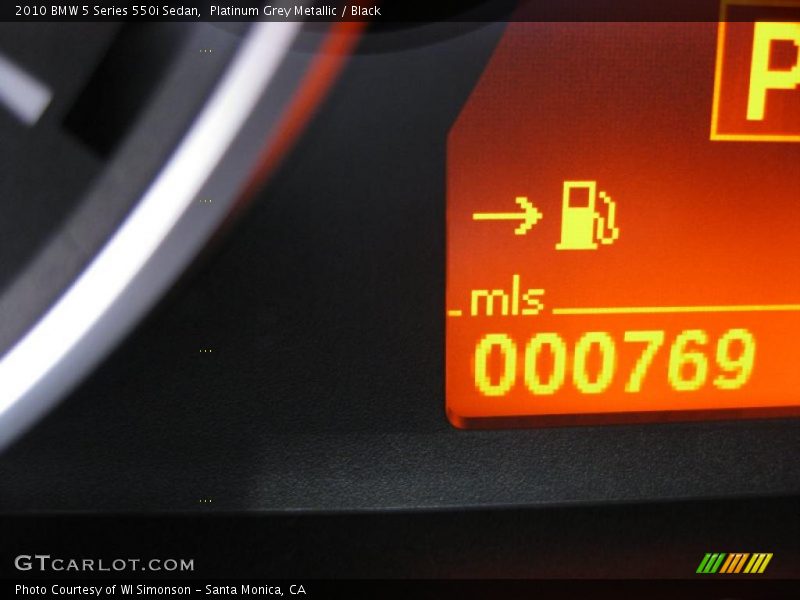 Platinum Grey Metallic / Black 2010 BMW 5 Series 550i Sedan