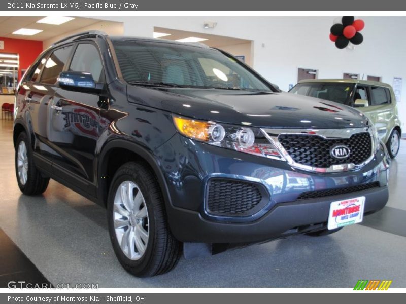 Pacific Blue / Gray 2011 Kia Sorento LX V6