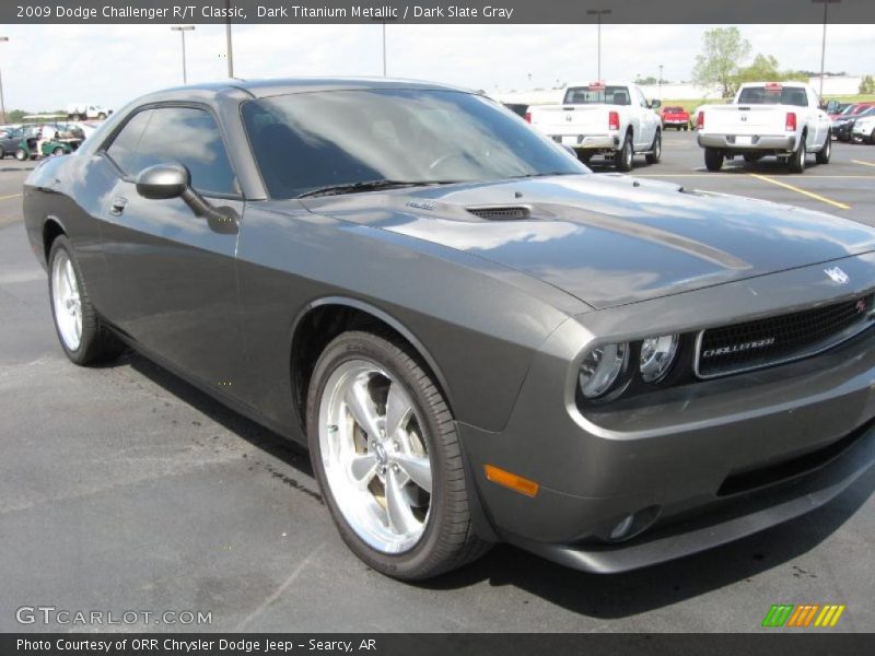 Dark Titanium Metallic / Dark Slate Gray 2009 Dodge Challenger R/T Classic