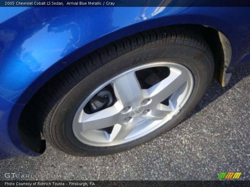 Arrival Blue Metallic / Gray 2005 Chevrolet Cobalt LS Sedan