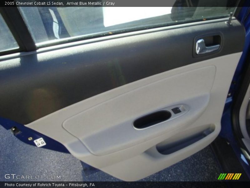 Arrival Blue Metallic / Gray 2005 Chevrolet Cobalt LS Sedan