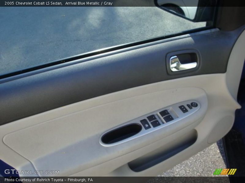 Arrival Blue Metallic / Gray 2005 Chevrolet Cobalt LS Sedan