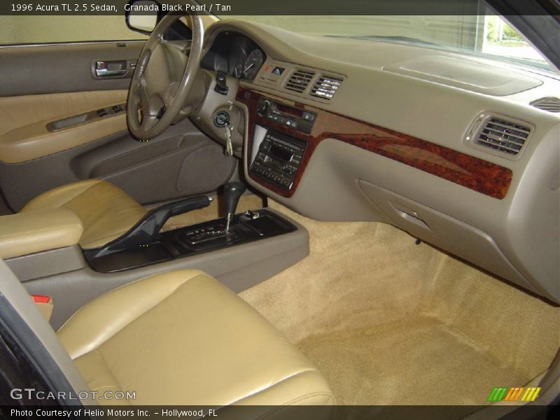 Granada Black Pearl / Tan 1996 Acura TL 2.5 Sedan