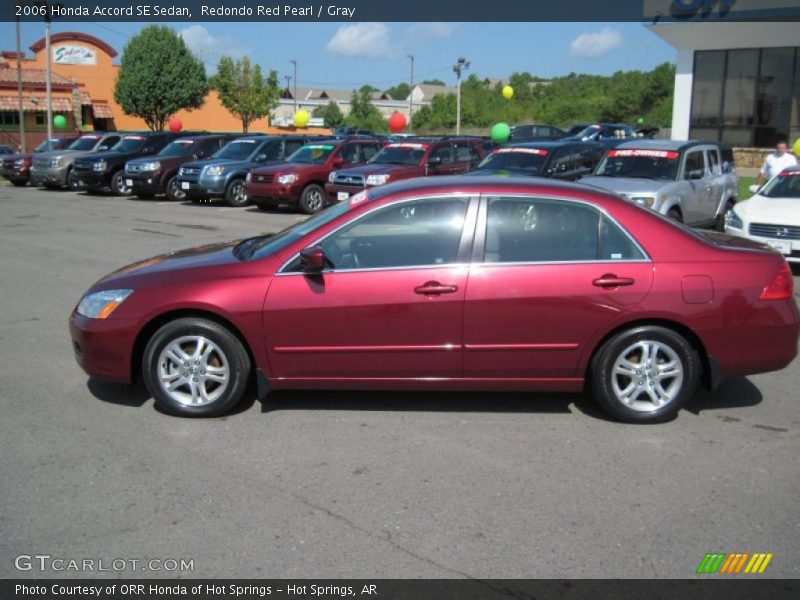 Redondo Red Pearl / Gray 2006 Honda Accord SE Sedan