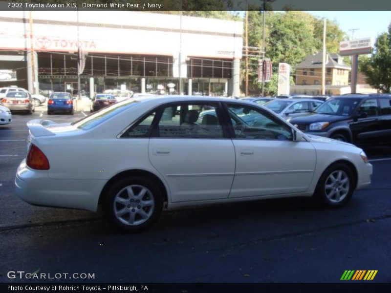 Diamond White Pearl / Ivory 2002 Toyota Avalon XLS