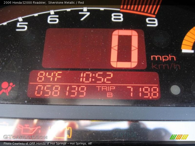 Silverstone Metallic / Red 2006 Honda S2000 Roadster