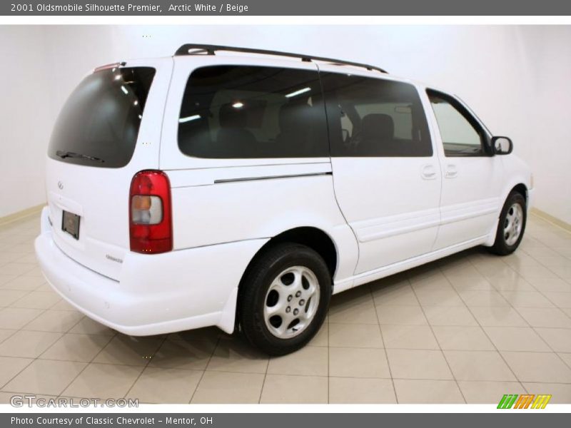Arctic White / Beige 2001 Oldsmobile Silhouette Premier