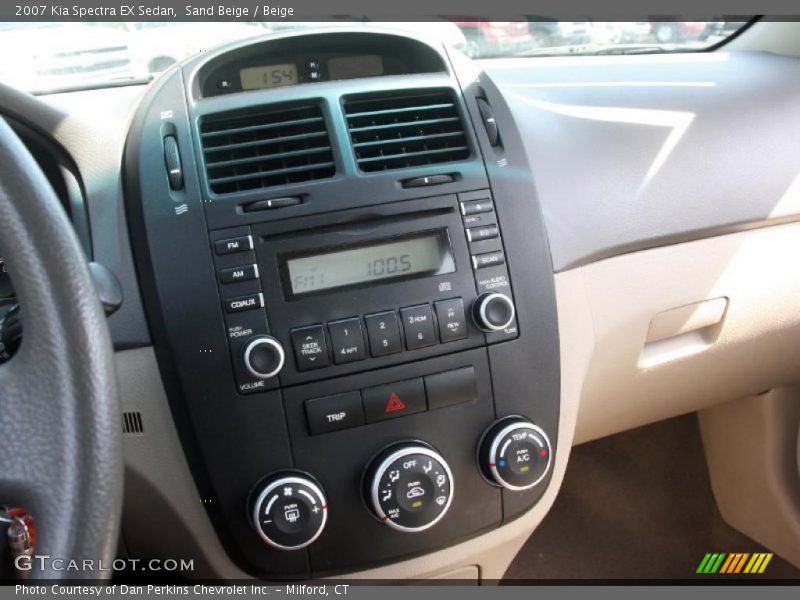 Sand Beige / Beige 2007 Kia Spectra EX Sedan