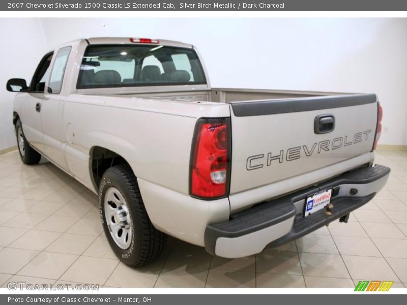 Silver Birch Metallic / Dark Charcoal 2007 Chevrolet Silverado 1500 Classic LS Extended Cab