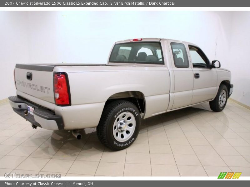 Silver Birch Metallic / Dark Charcoal 2007 Chevrolet Silverado 1500 Classic LS Extended Cab