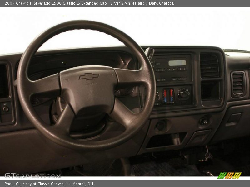 Silver Birch Metallic / Dark Charcoal 2007 Chevrolet Silverado 1500 Classic LS Extended Cab
