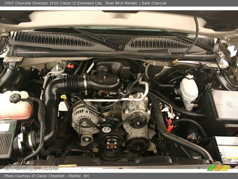 Silver Birch Metallic / Dark Charcoal 2007 Chevrolet Silverado 1500 Classic LS Extended Cab